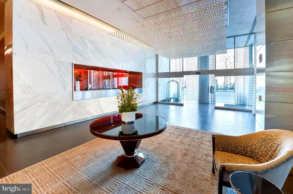 1414 S PENN SQUARE Unit: 37A