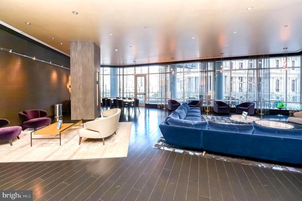 1414 S PENN SQUARE Unit: 37A