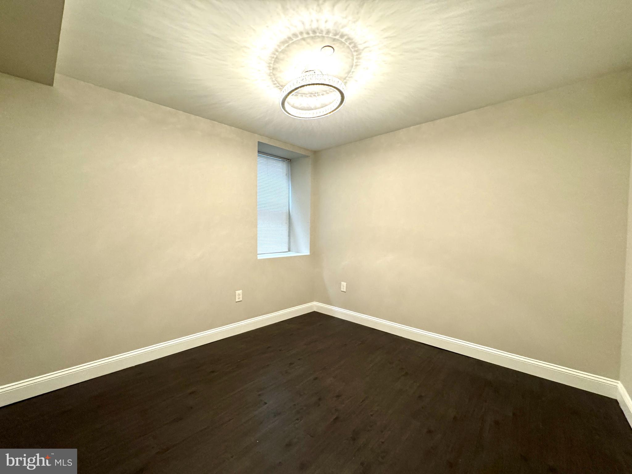 1014 E MOYAMENSING AVE #2