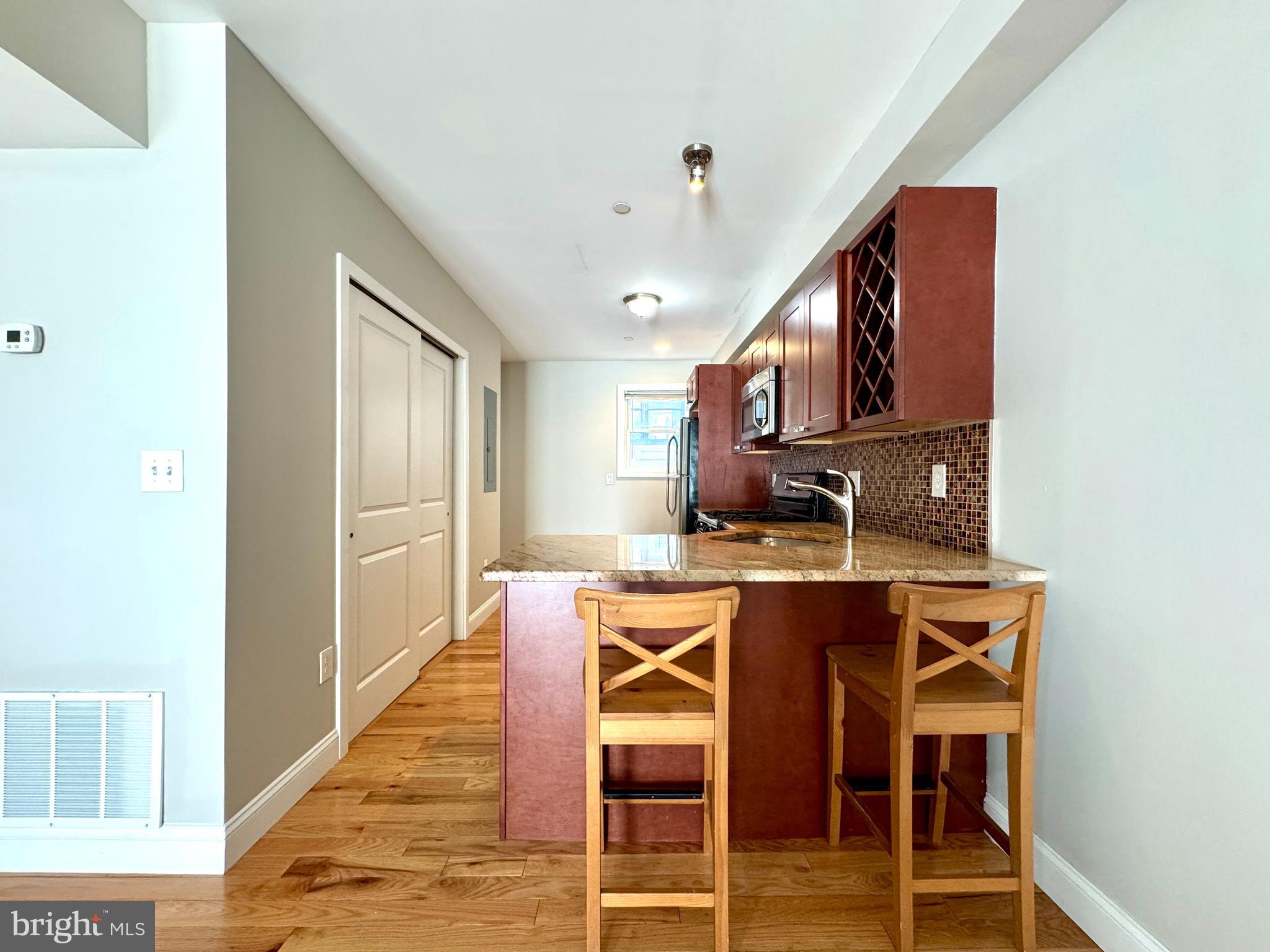 1014 E MOYAMENSING AVE #2