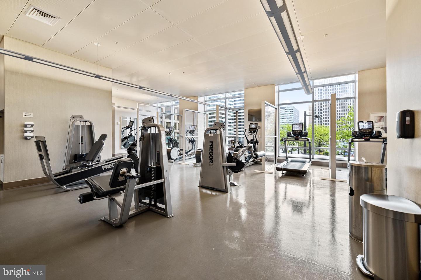 1414 S PENN SQ #18B
