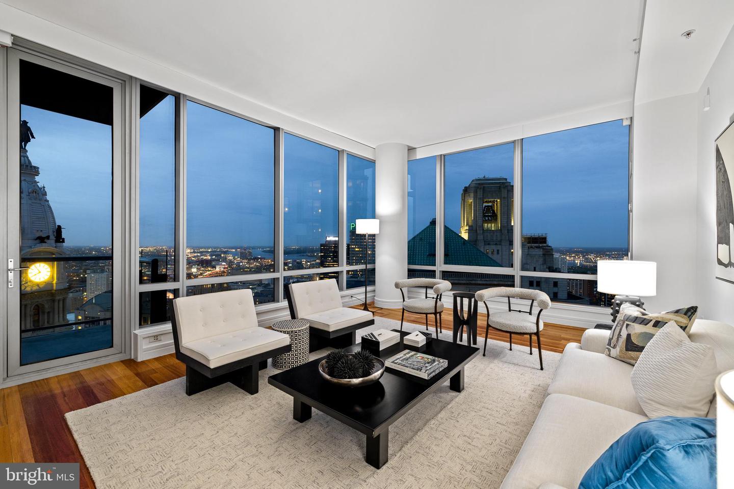 1414 S PENN SQ #18B