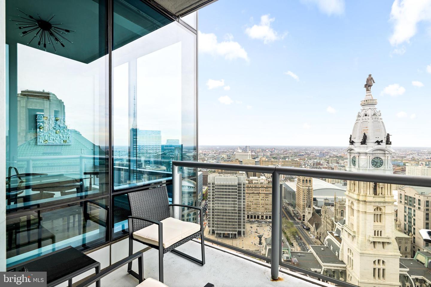 1414 S PENN SQ #18B
