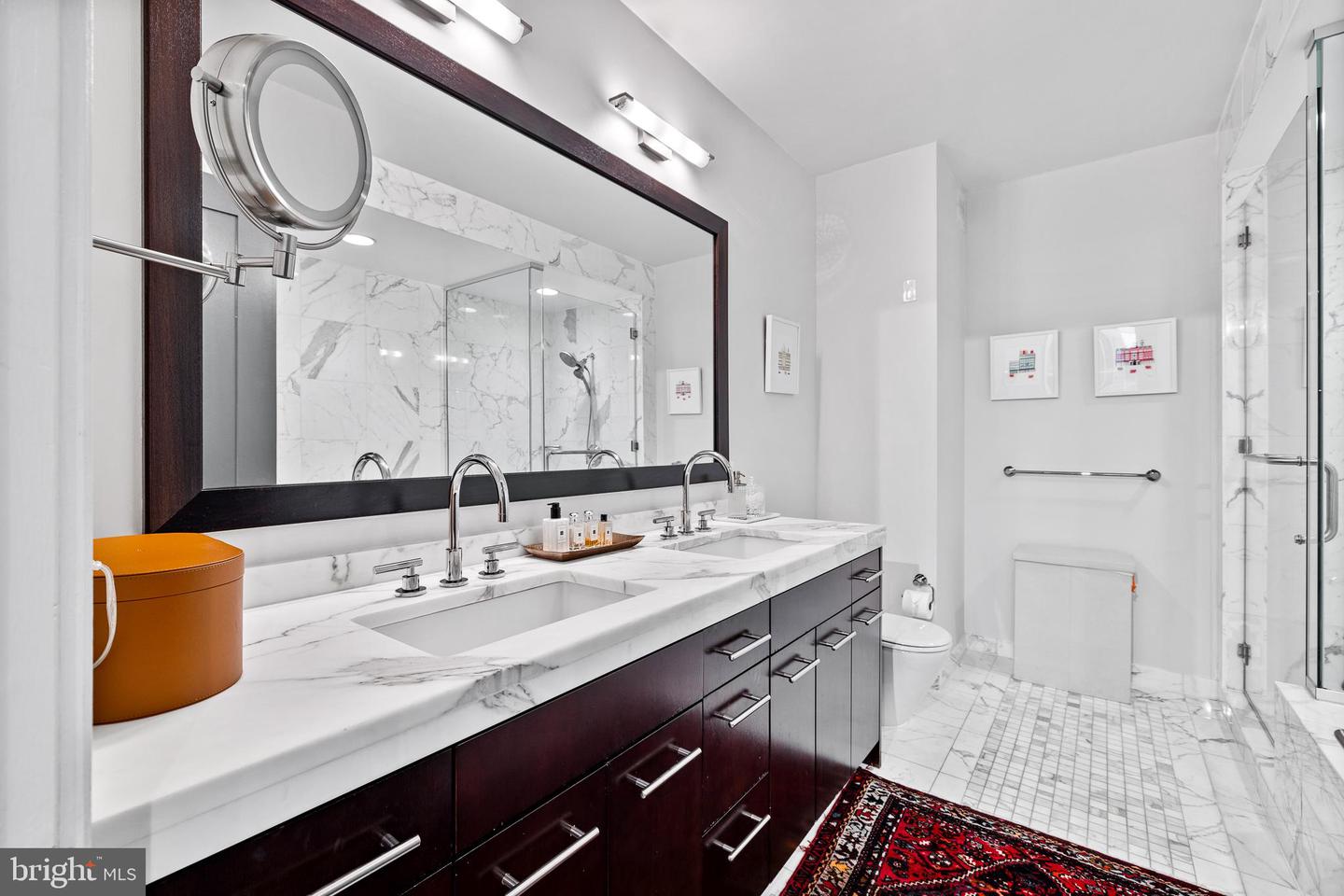 1414 S PENN SQ #18B