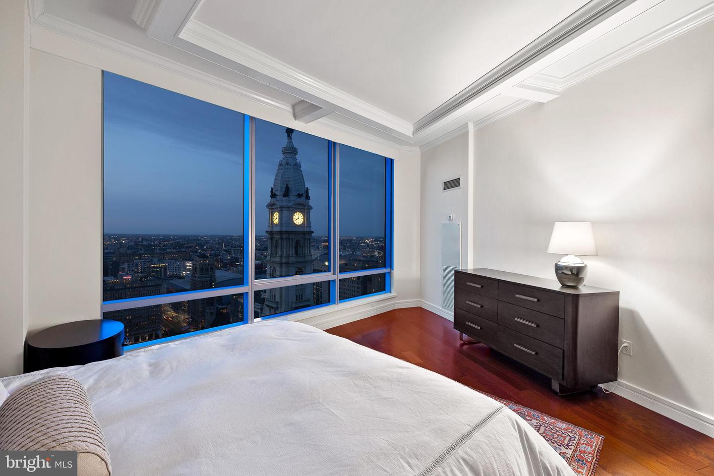 1414 S Penn Sq #34b
