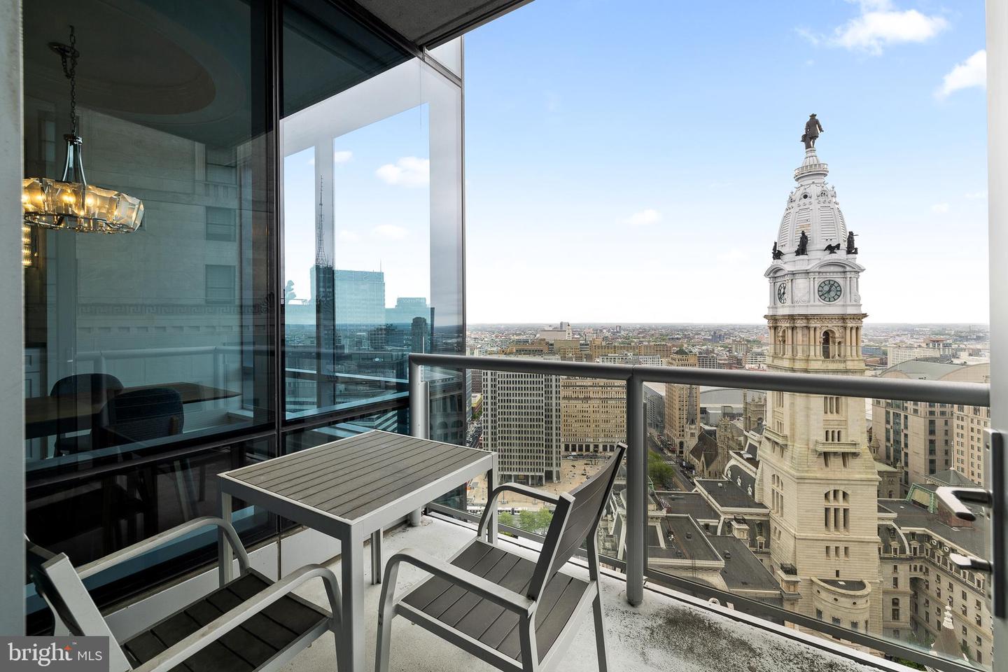 1414 S Penn Sq #34b