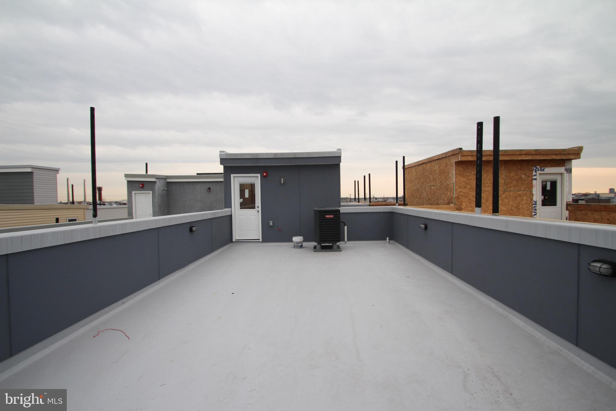 2564 FRANKFORD AVE #2