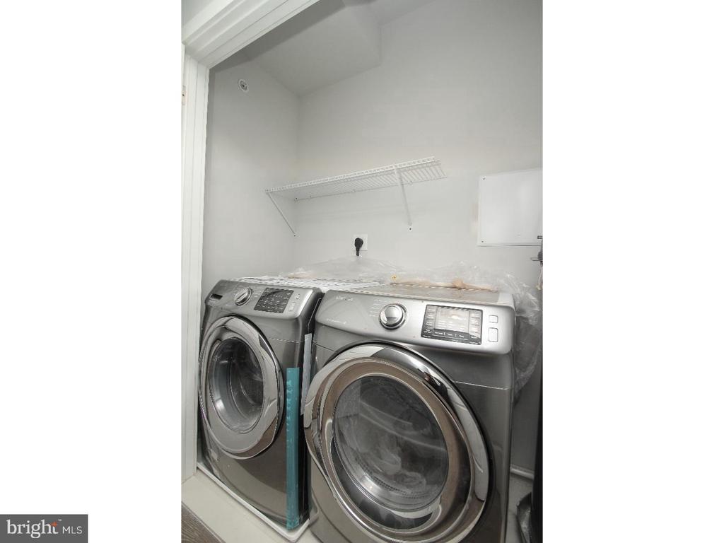 2564 FRANKFORD AVE #2