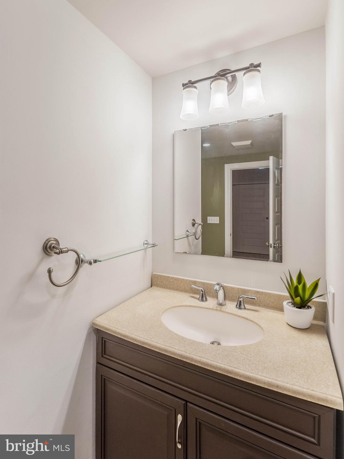 2551 Trenton Ave #105