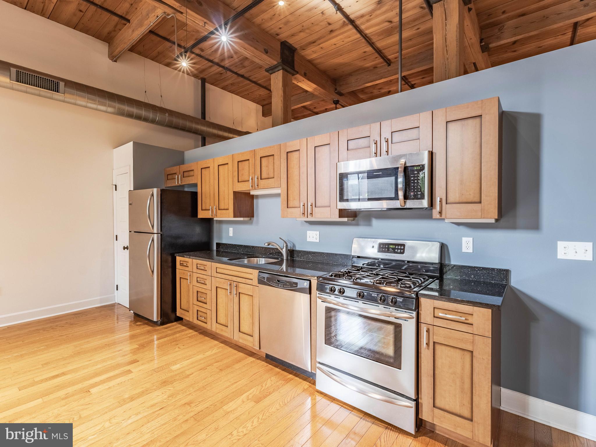 2551 Trenton Ave #105