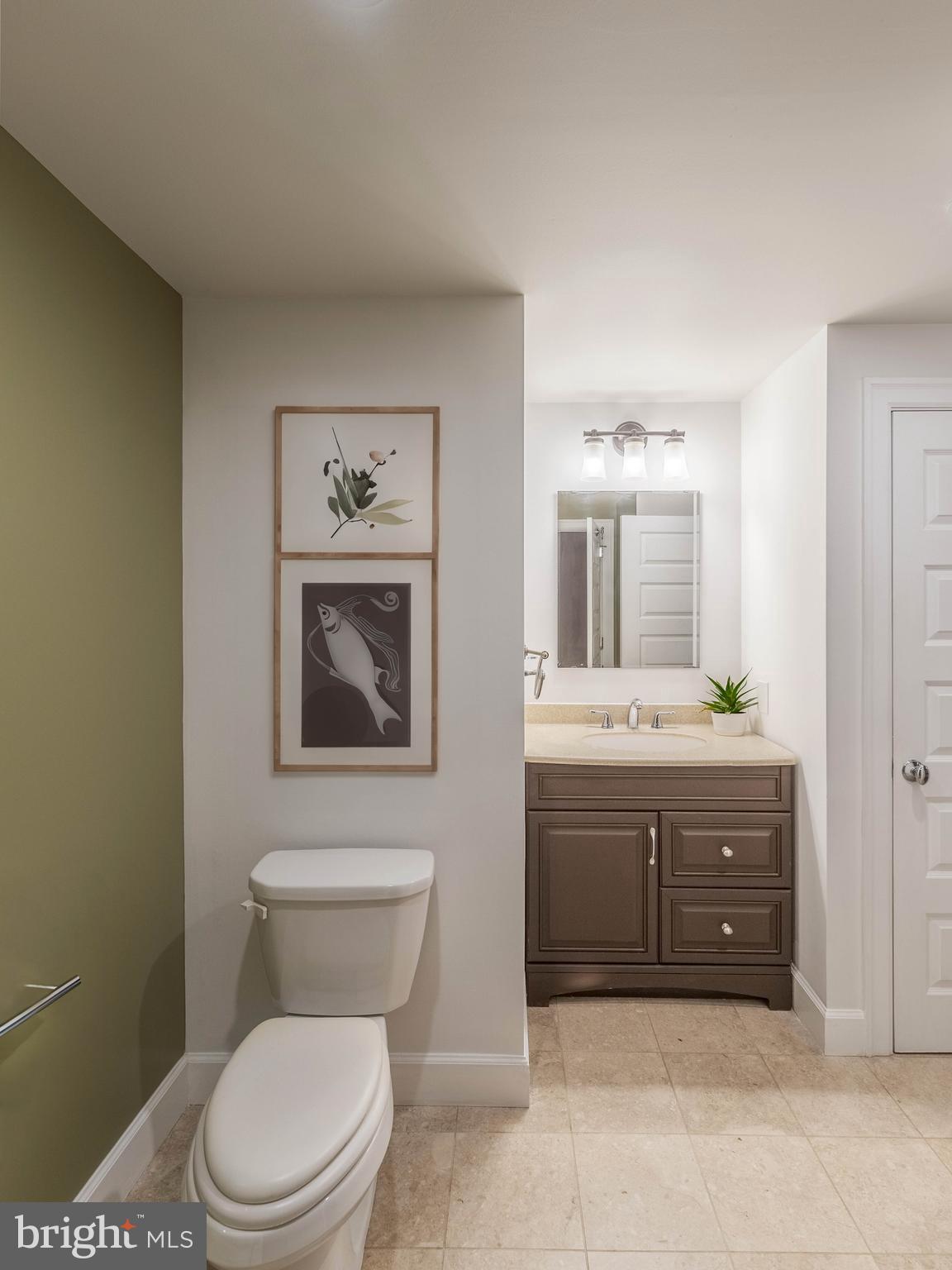 2551 Trenton Ave #105