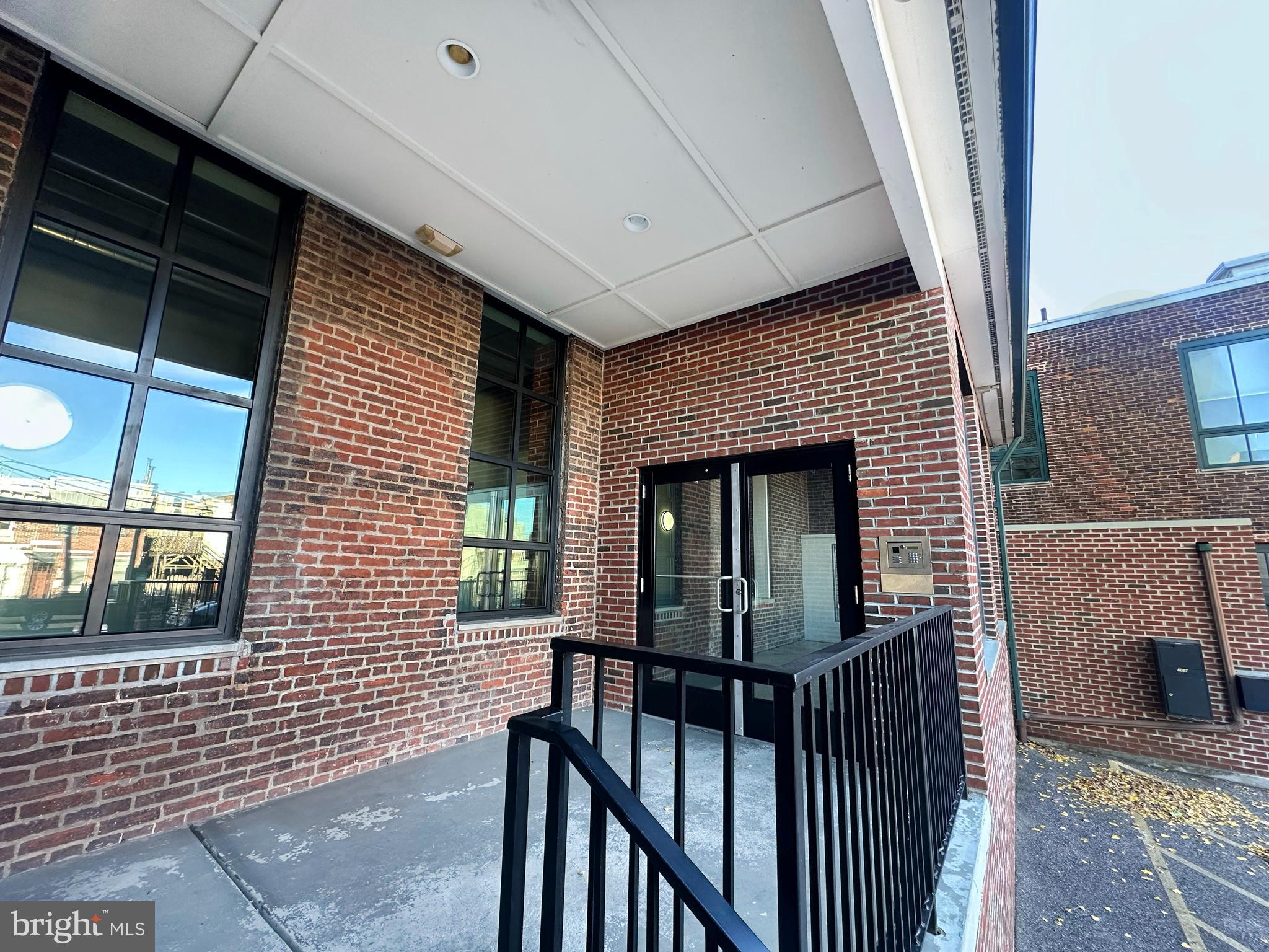 2551 Trenton Ave #105