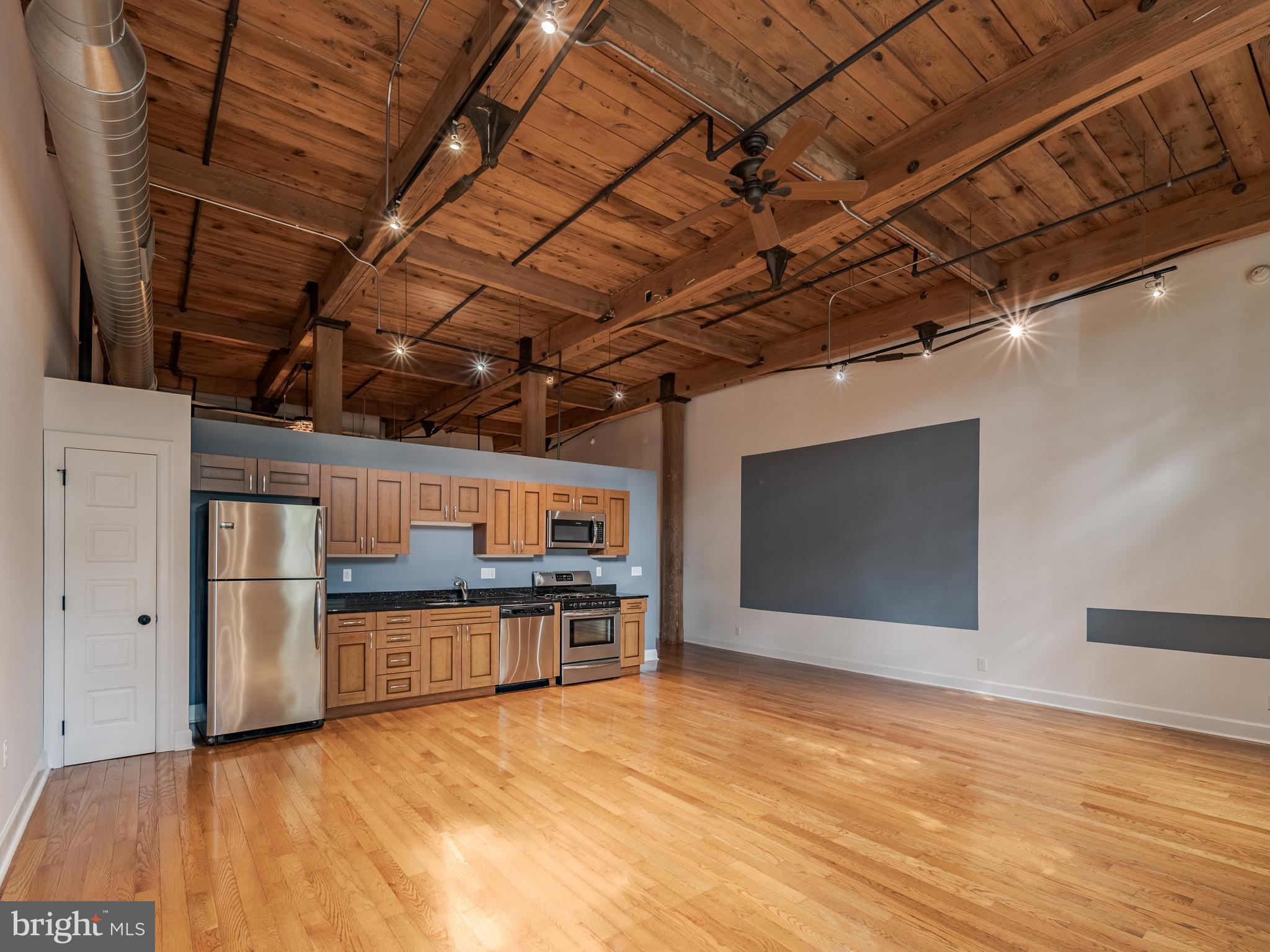 2551 Trenton Ave #105