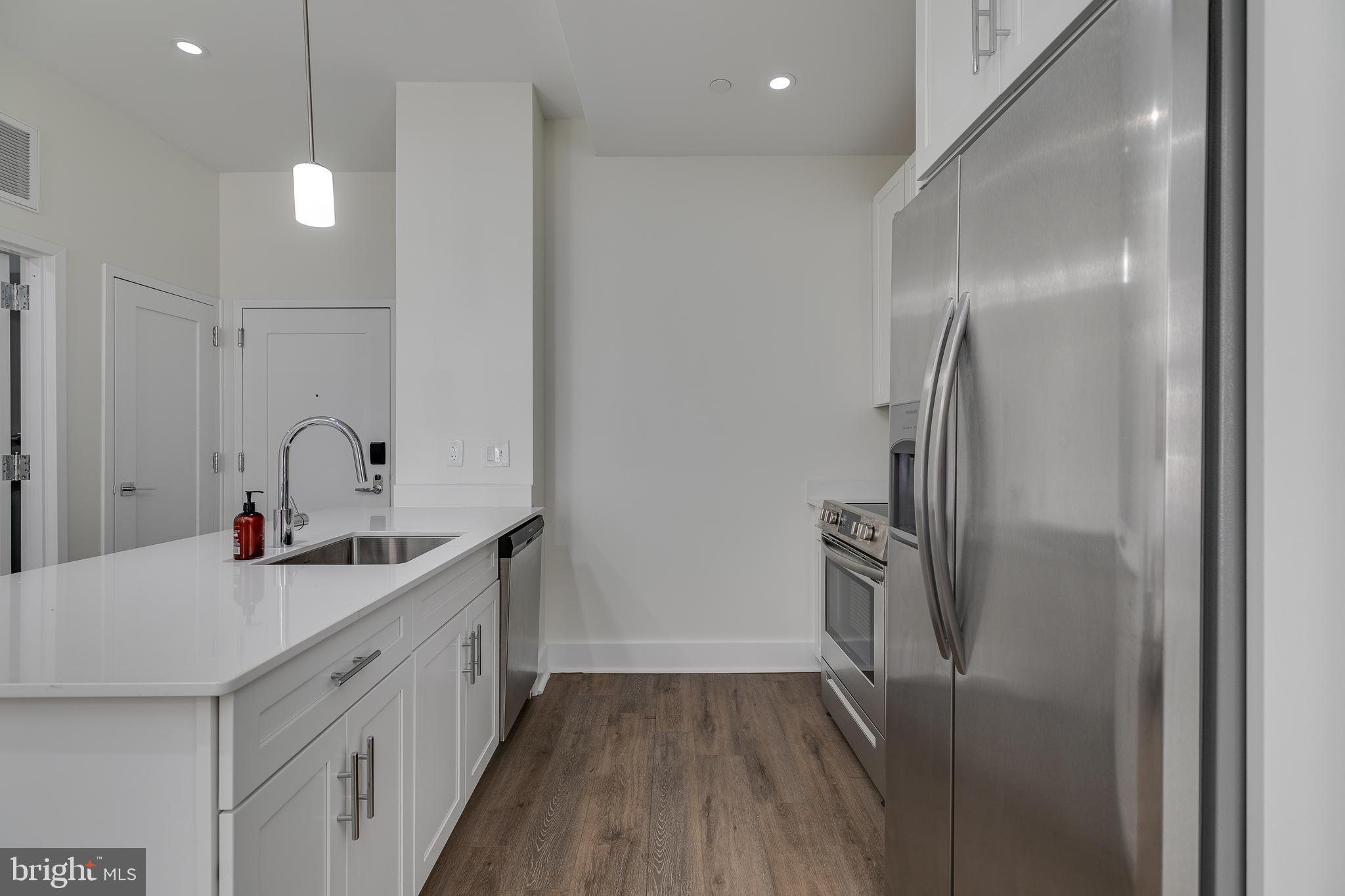 150 S INDEPENDENCE MALL W #519