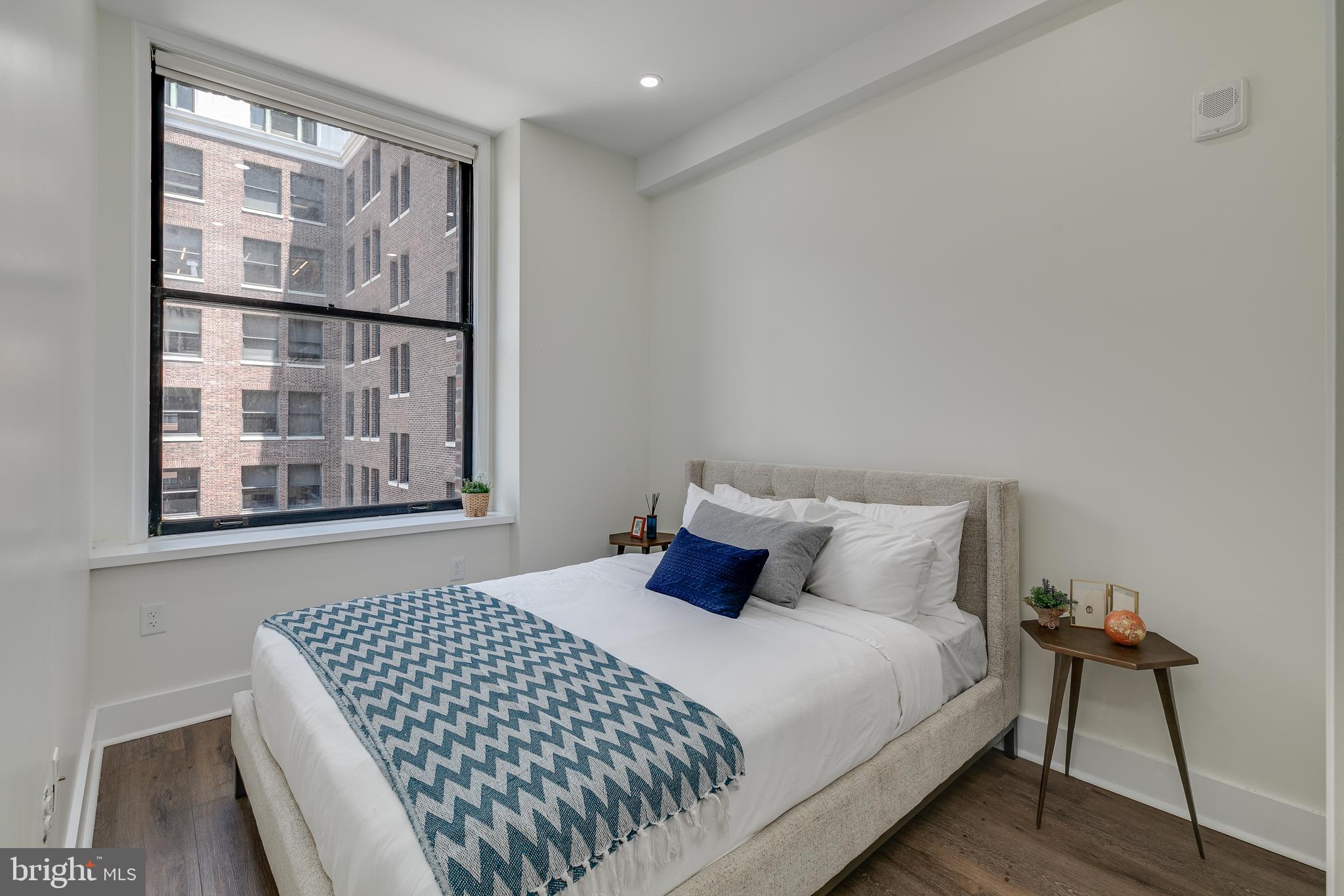 150 S INDEPENDENCE MALL W #519