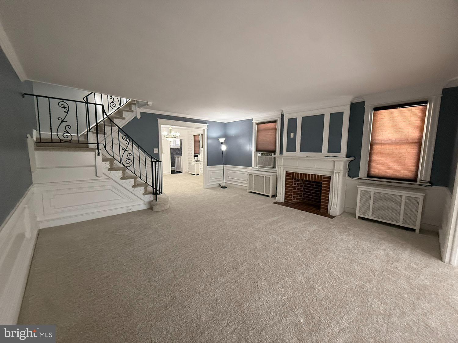 5902 E Roosevelt Blvd