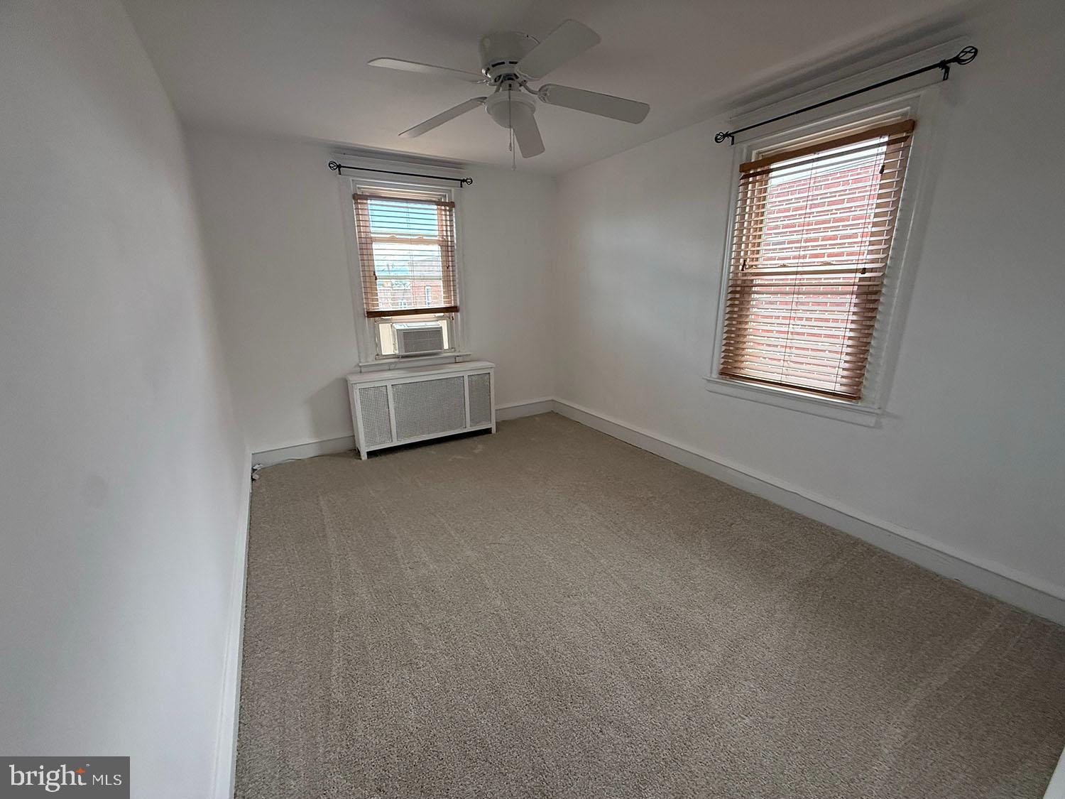 5902 E Roosevelt Blvd