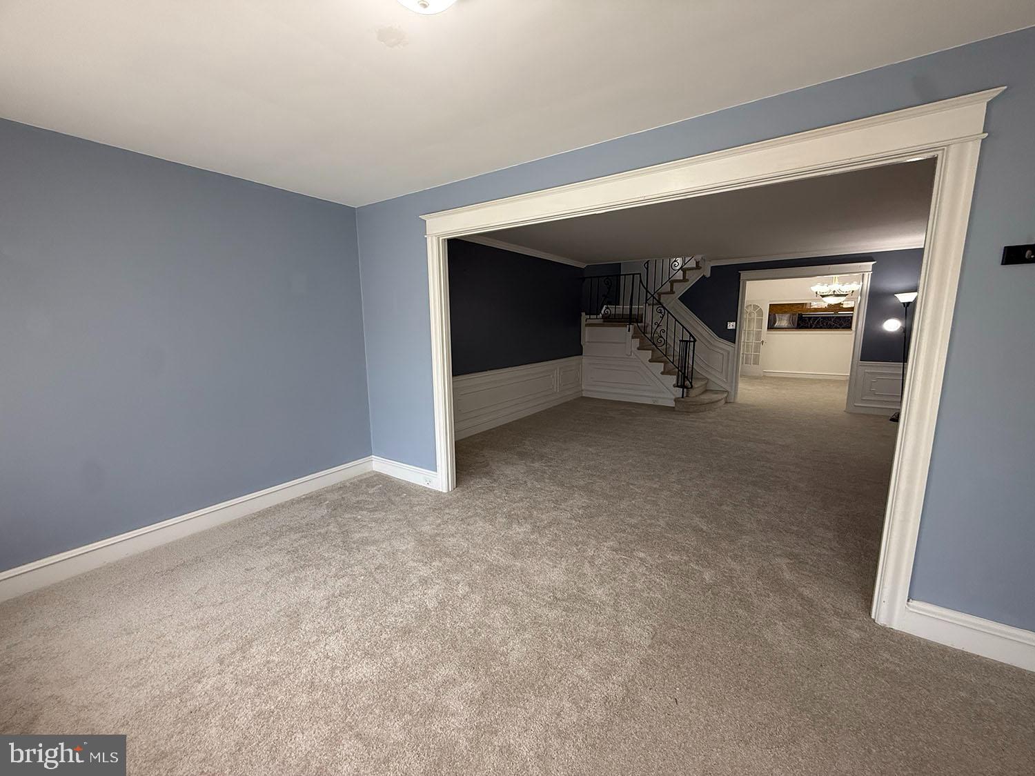 5902 E Roosevelt Blvd