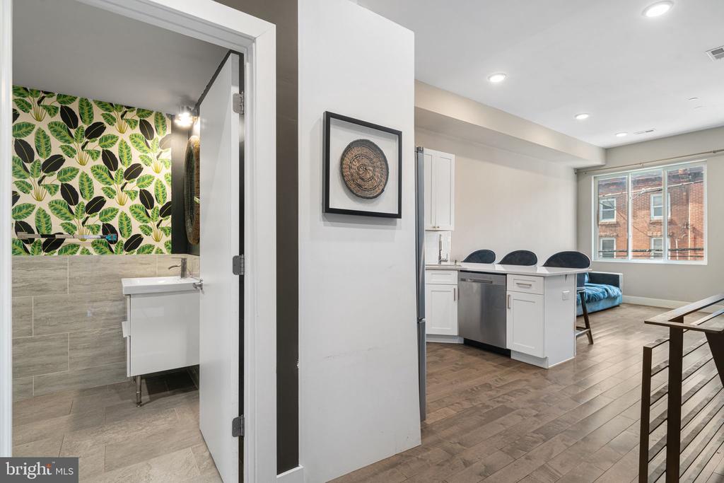 1947 N 4TH STREET Unit: 2