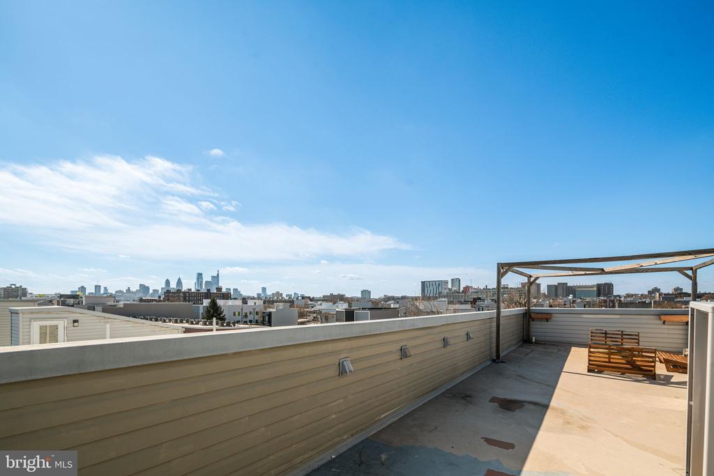 1947 N 4TH STREET Unit: 2