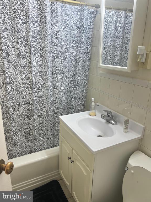 1806 RITTENHOUSE SQUARE Unit: 1006