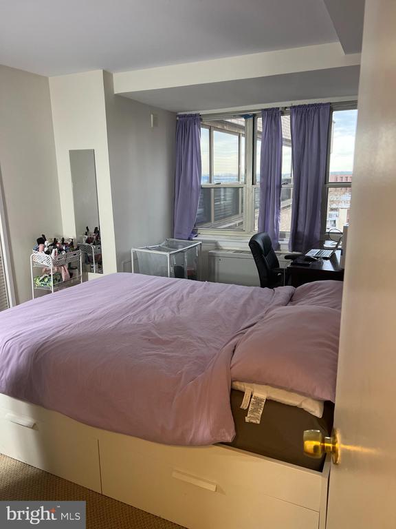 1806 RITTENHOUSE SQUARE Unit: 1006