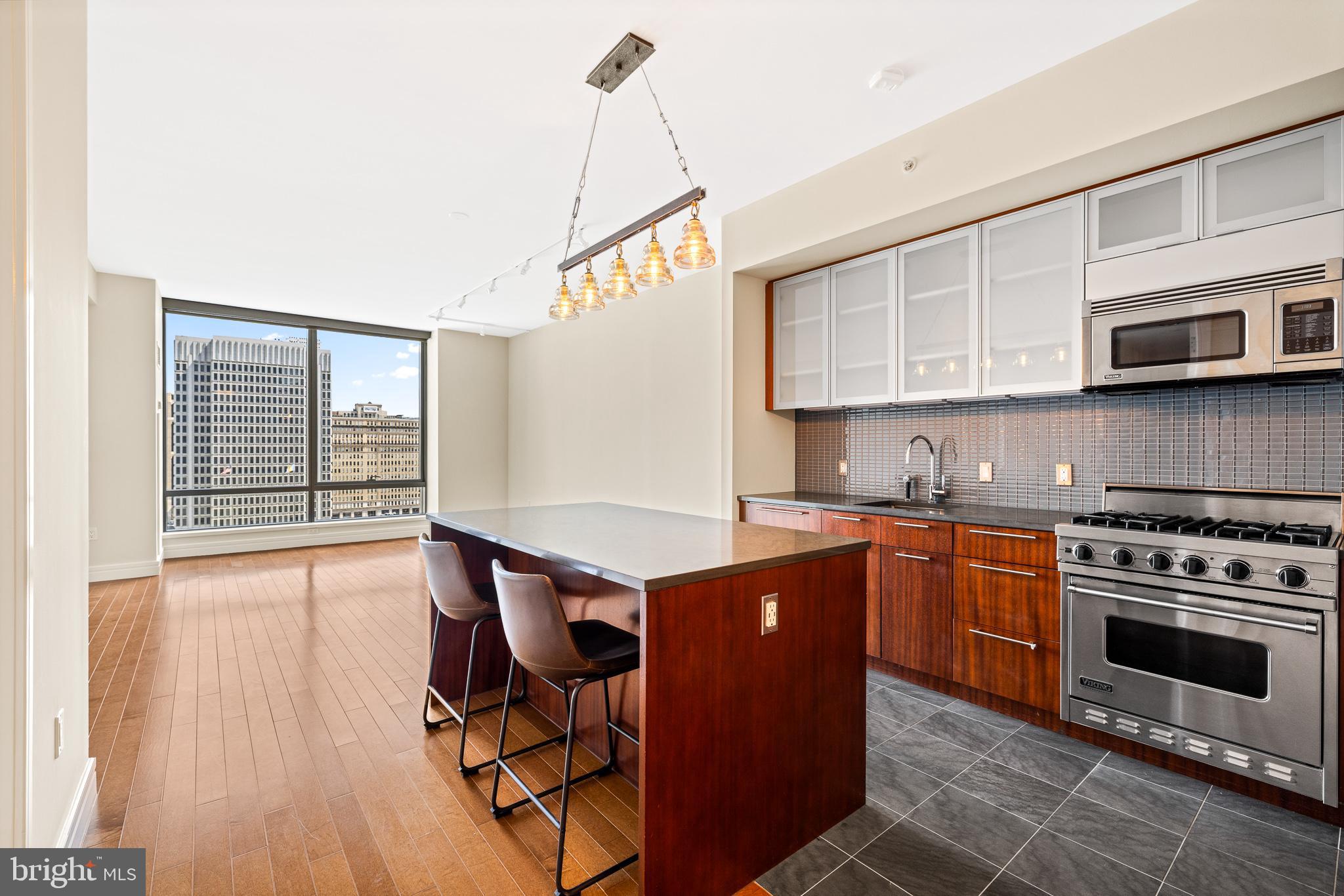 1414 S PENN SQ #14E