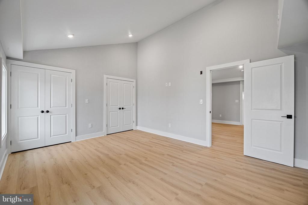 1309 MARLBOROUGH ST #3