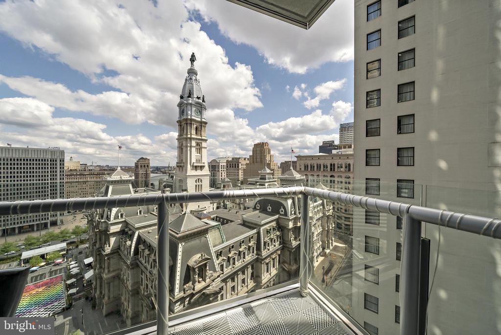 1414 S PENN SQUARE 00 22B