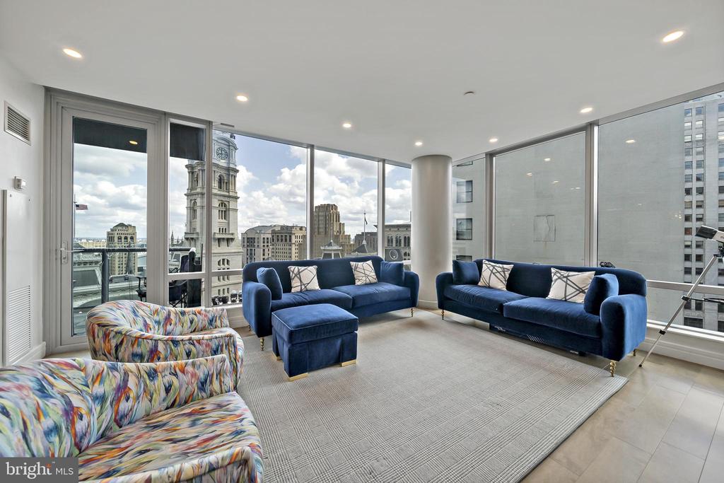 1414 S PENN SQUARE 00 22B