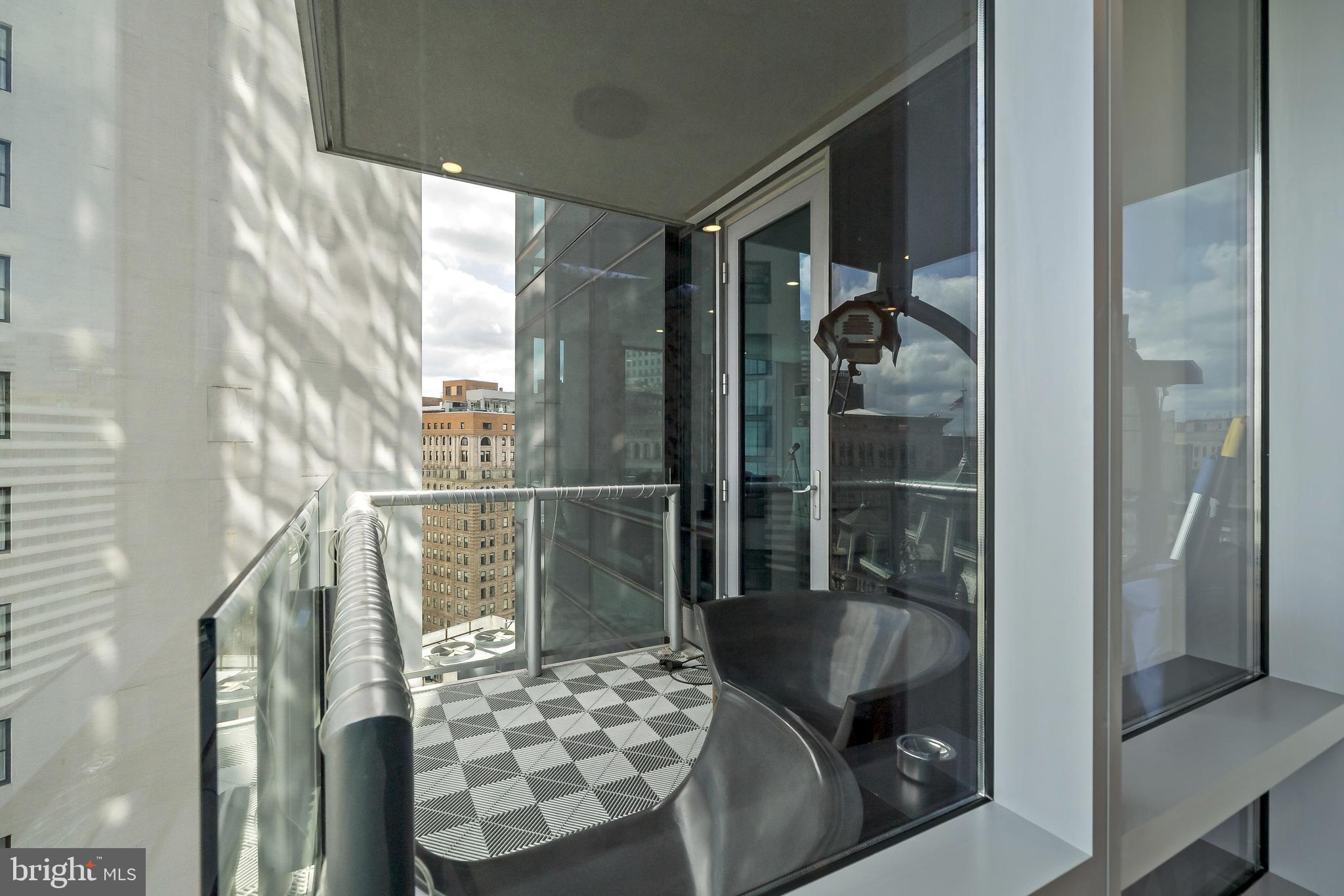 1414 S PENN SQUARE 00 22B