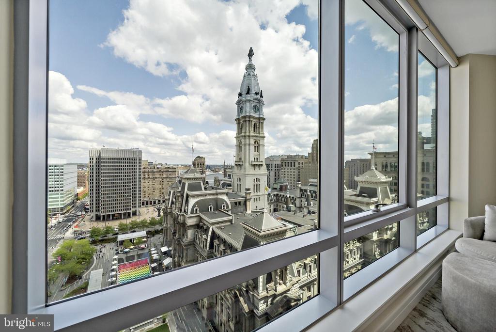 1414 S PENN SQUARE 00 22B