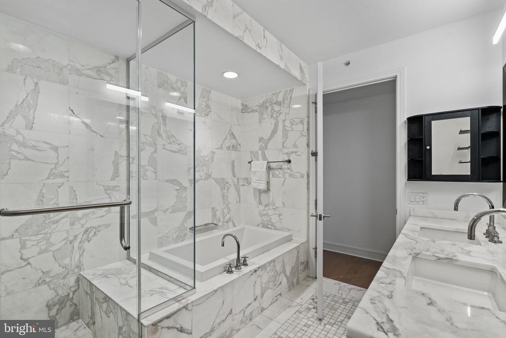 1414 S PENN SQUARE 5B