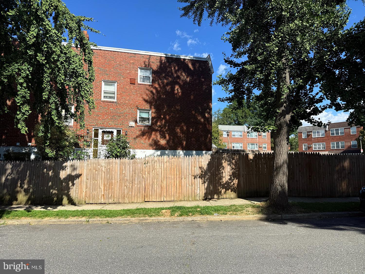 213 ROBINA TERRACE
