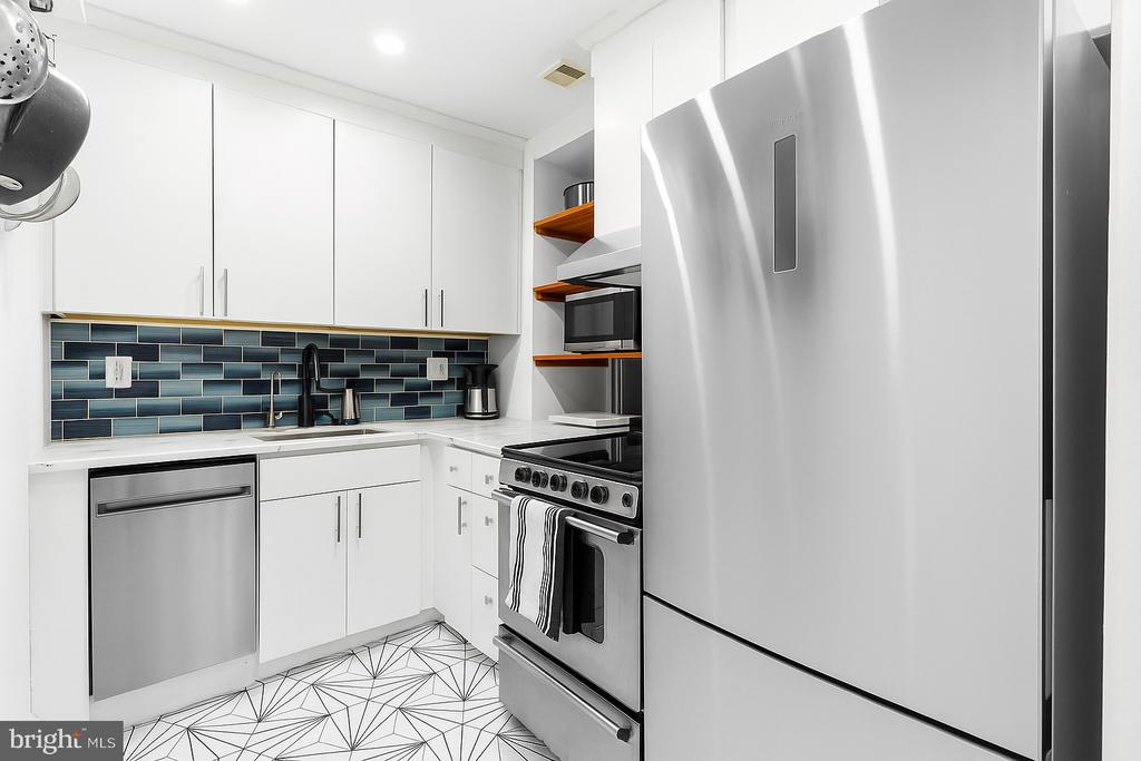 1903 SPRUCE STREET Unit: 1A