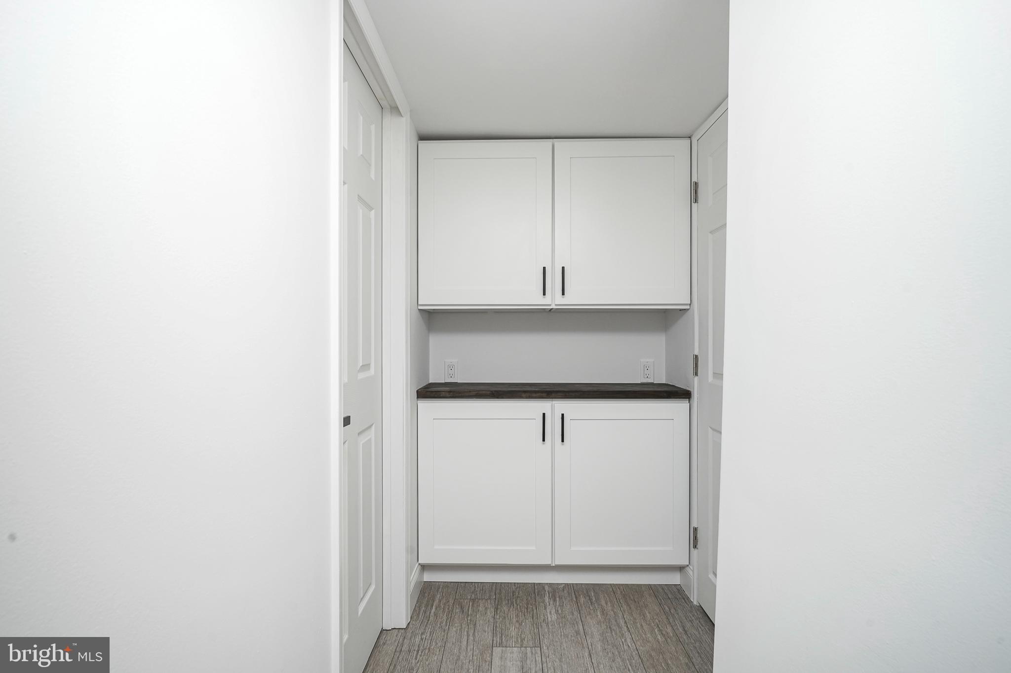 2527 W SEYBERT STREET