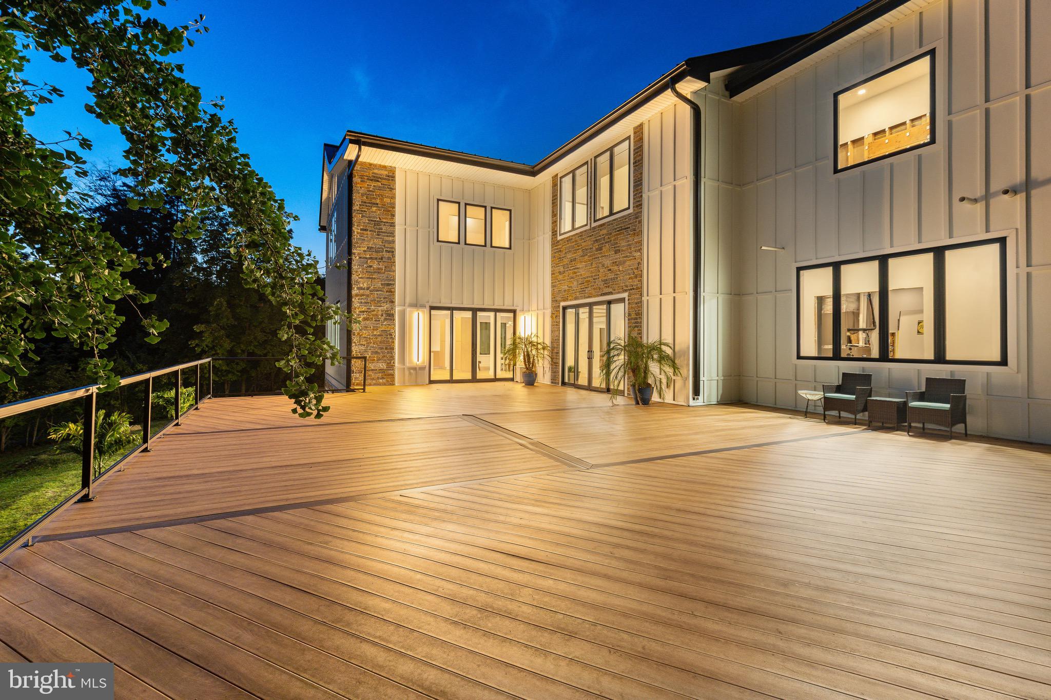 9402 MEADOWBROOK AVENUE