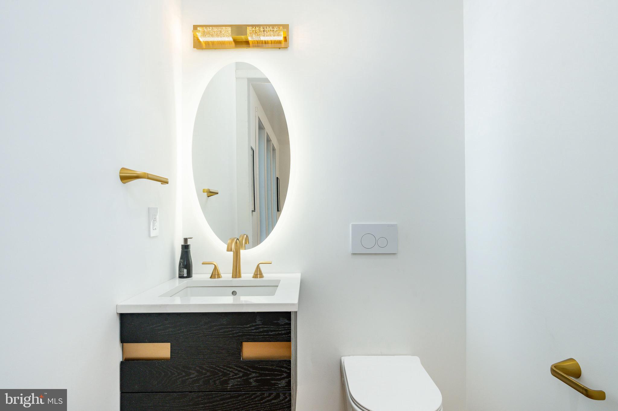 9402 MEADOWBROOK AVENUE