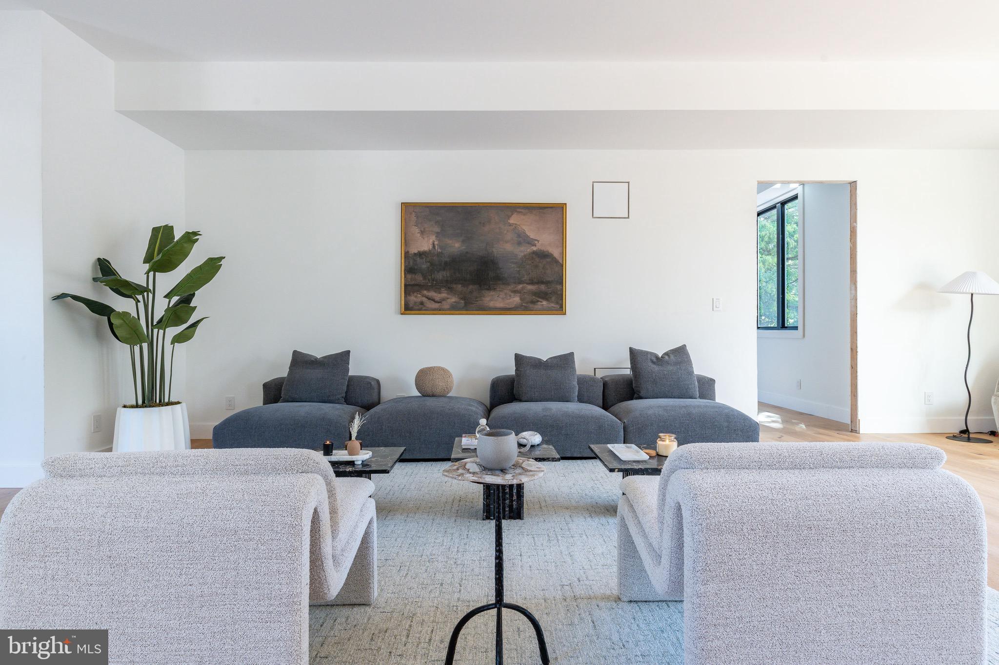 9402 MEADOWBROOK AVENUE