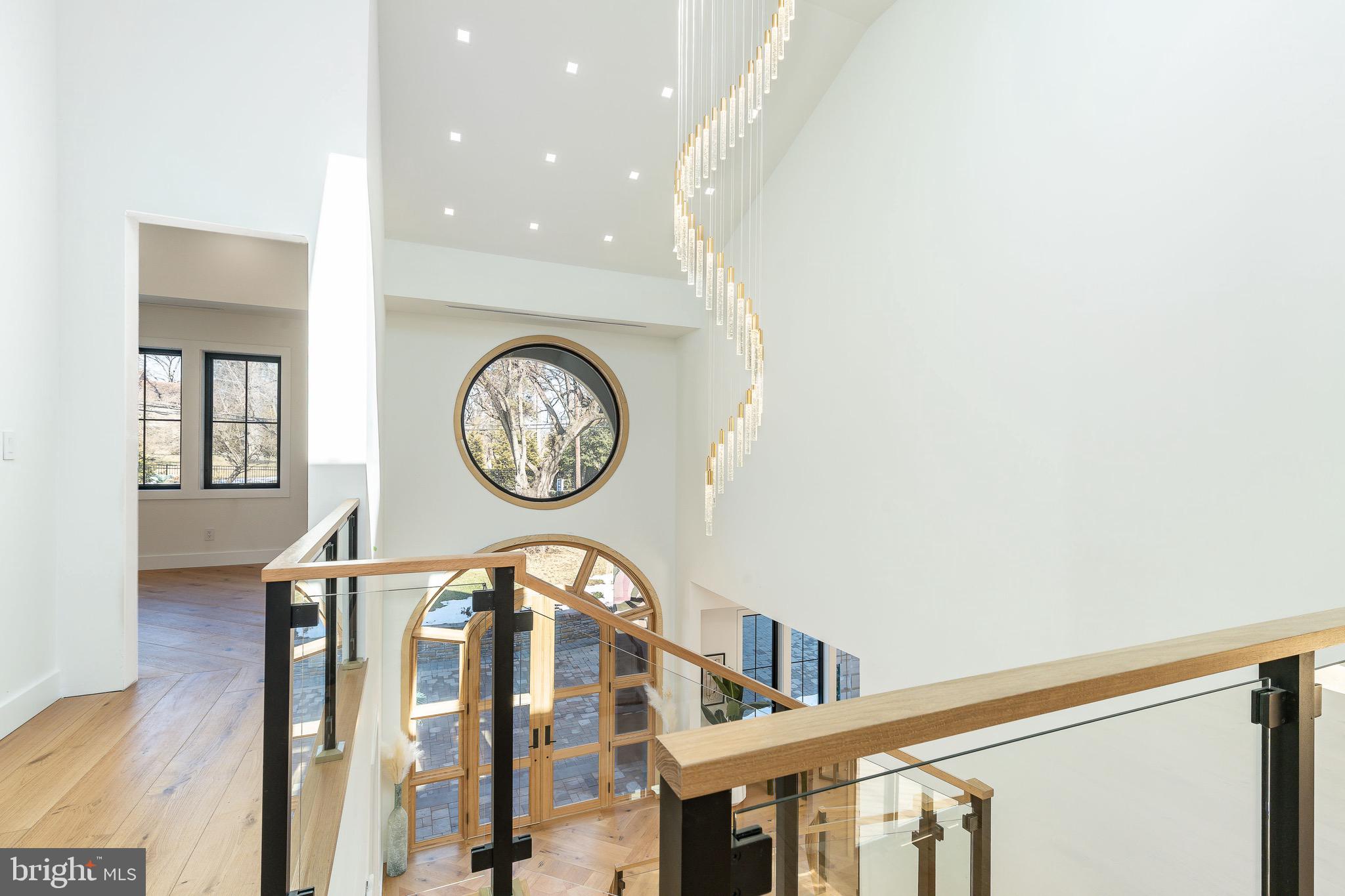 9402 MEADOWBROOK AVENUE