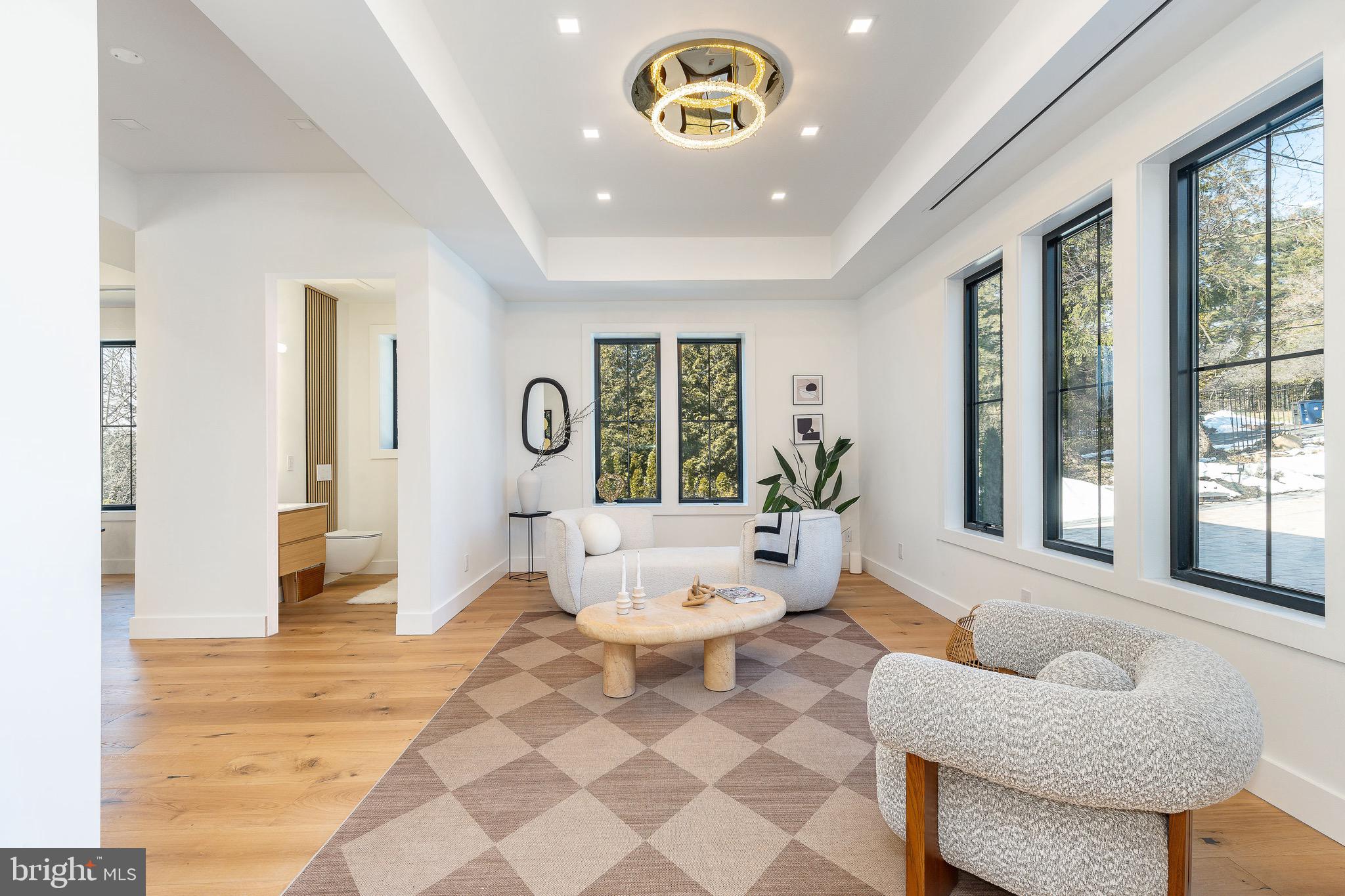 9402 MEADOWBROOK AVENUE