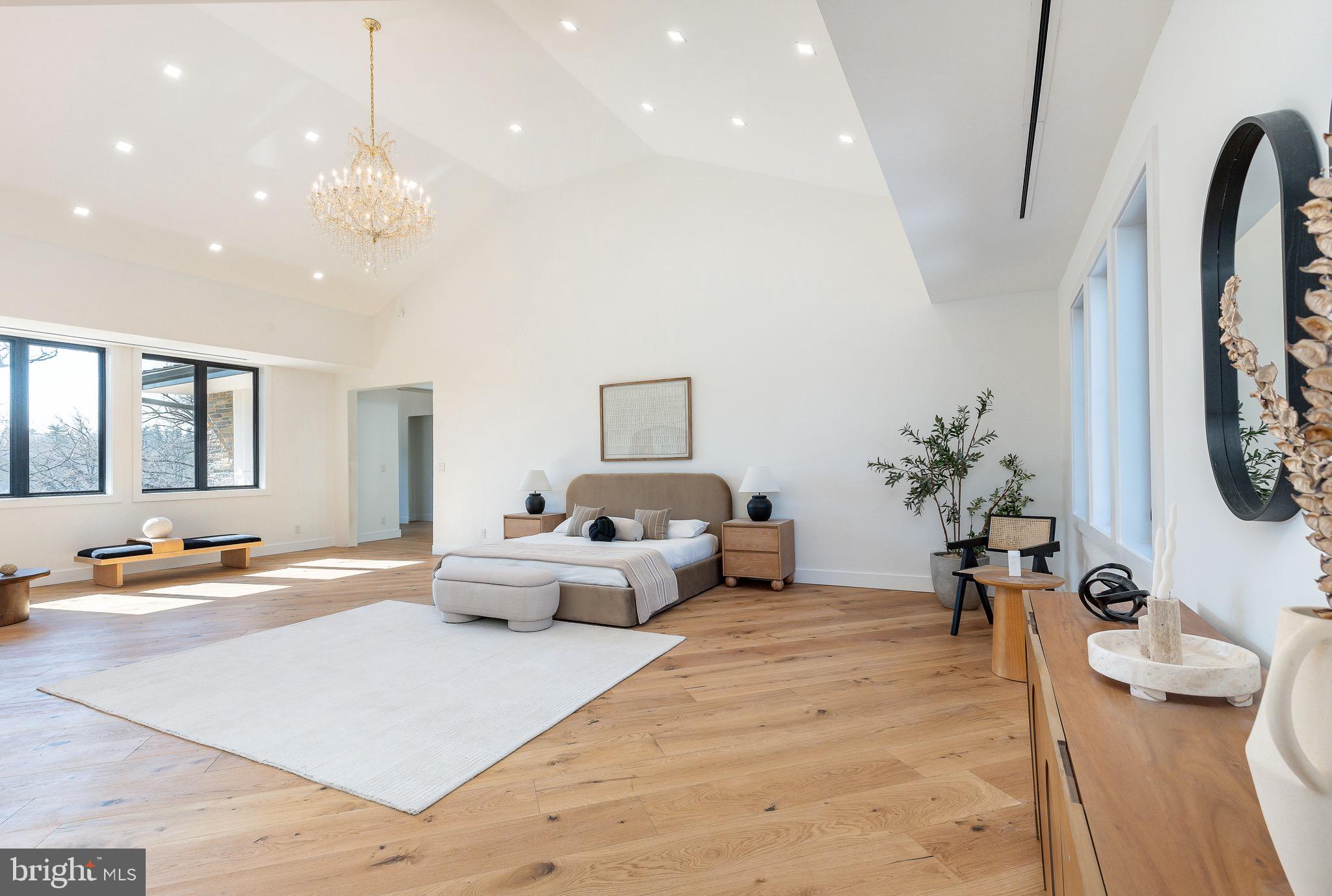 9402 MEADOWBROOK AVENUE