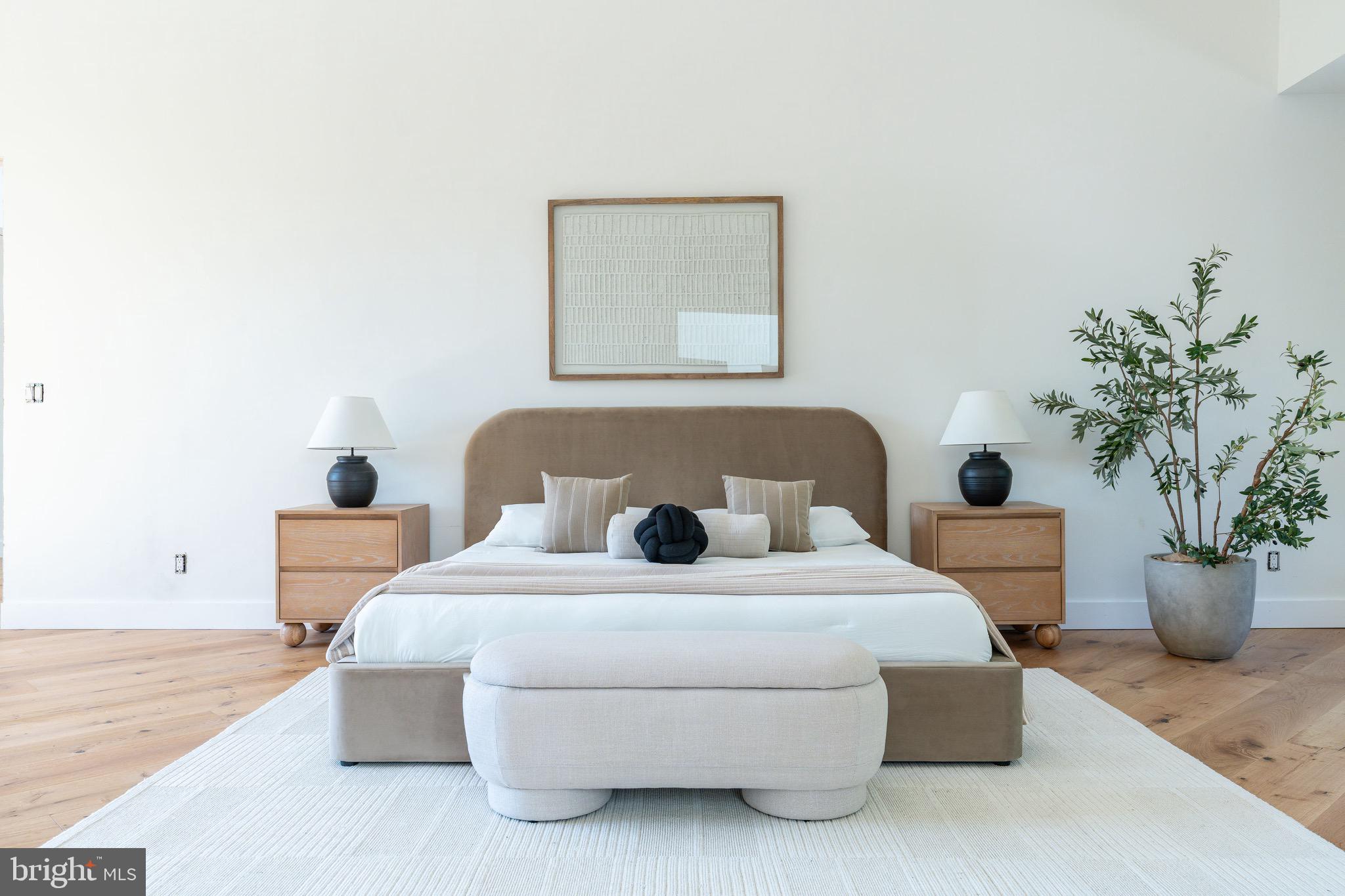 9402 MEADOWBROOK AVENUE