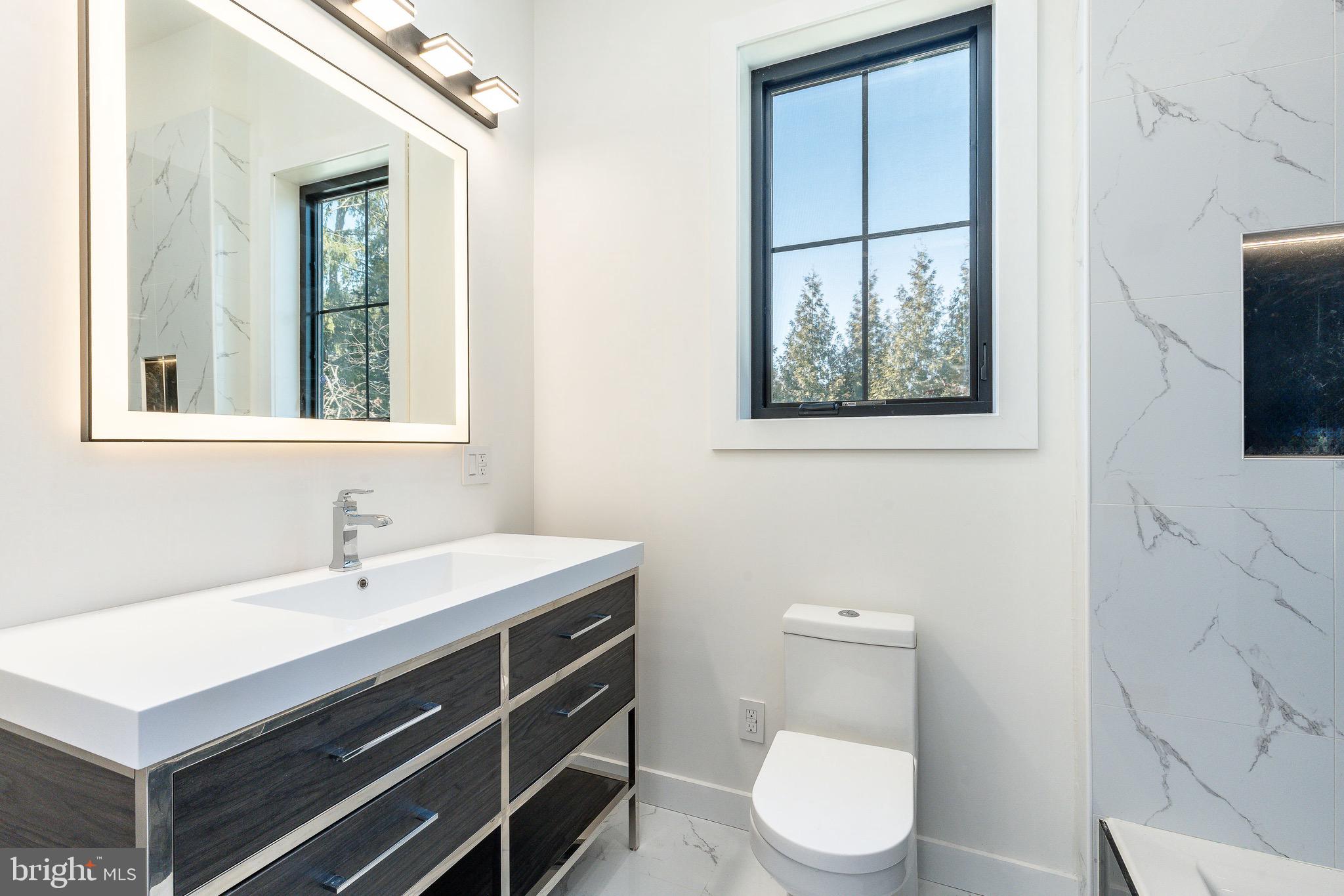 9402 MEADOWBROOK AVENUE