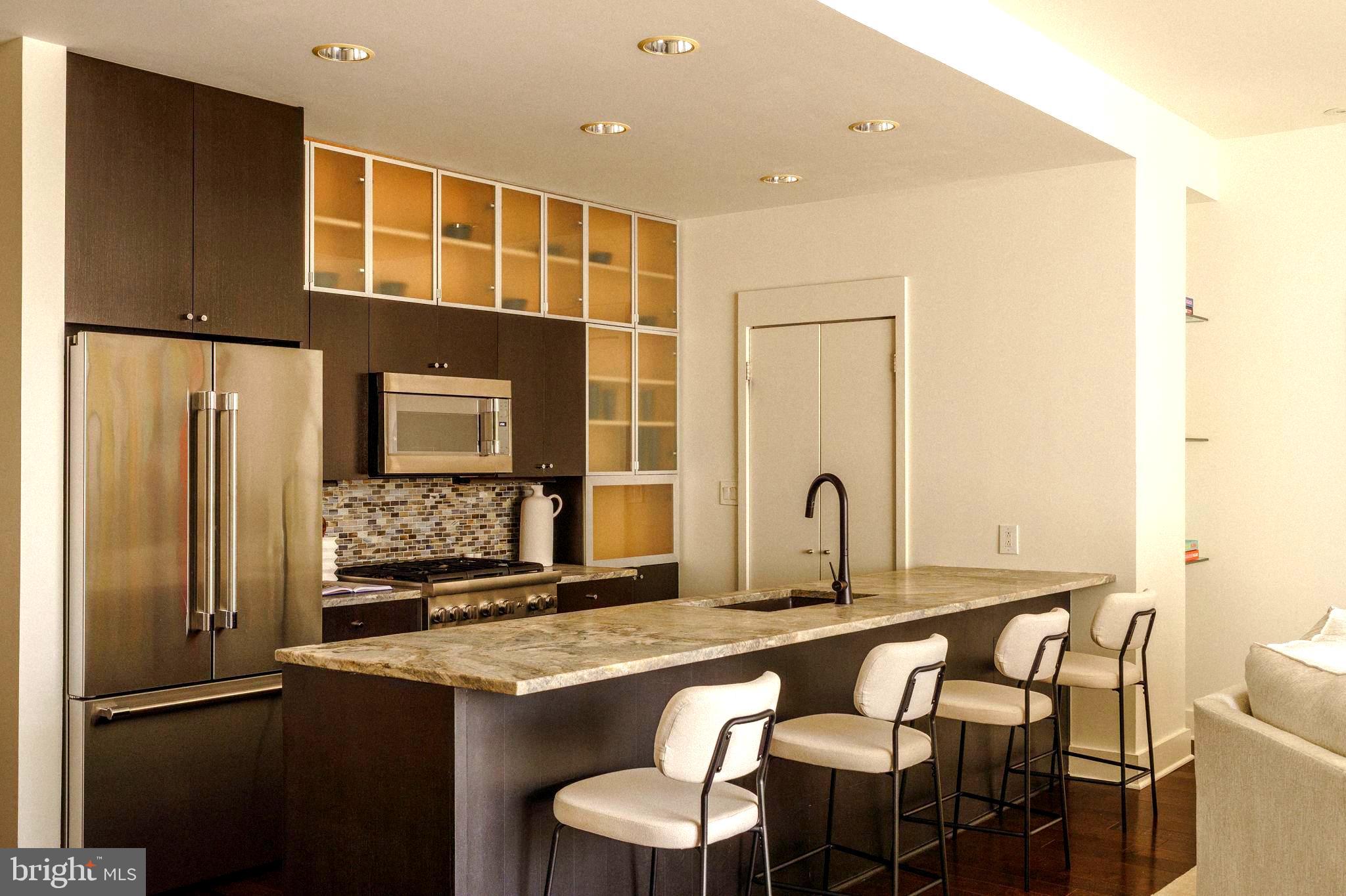 1101 LOCUST STREET 10D