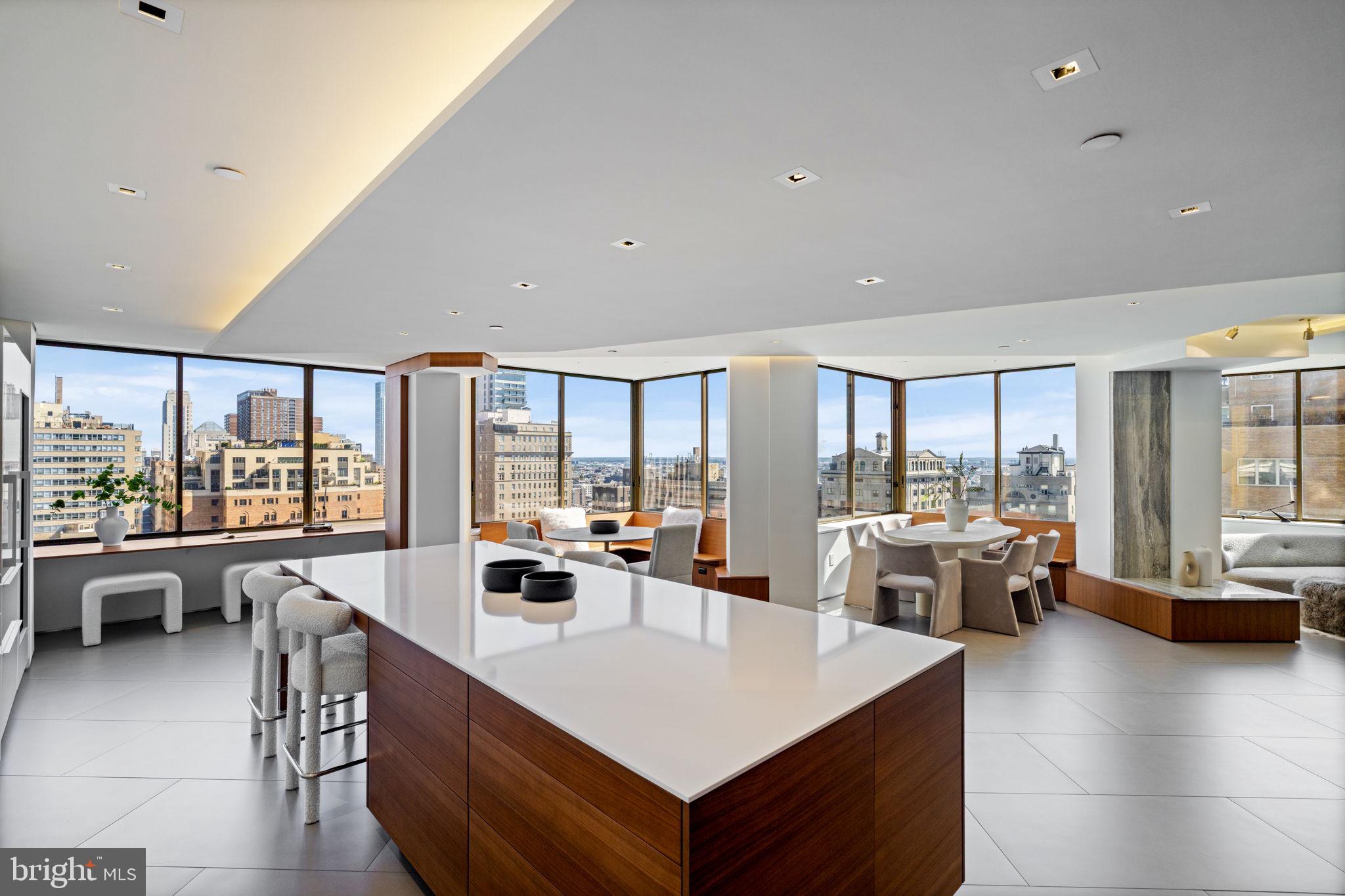 202 W RITTENHOUSE SQUARE 10 2106-2107