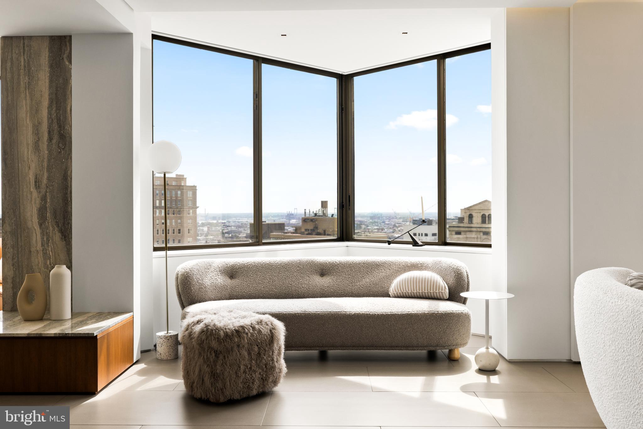 202 W RITTENHOUSE SQUARE 10 2106-2107