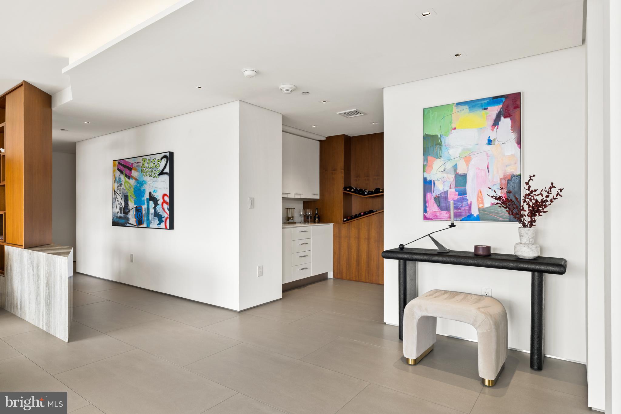 202 W RITTENHOUSE SQUARE 10 2106-2107