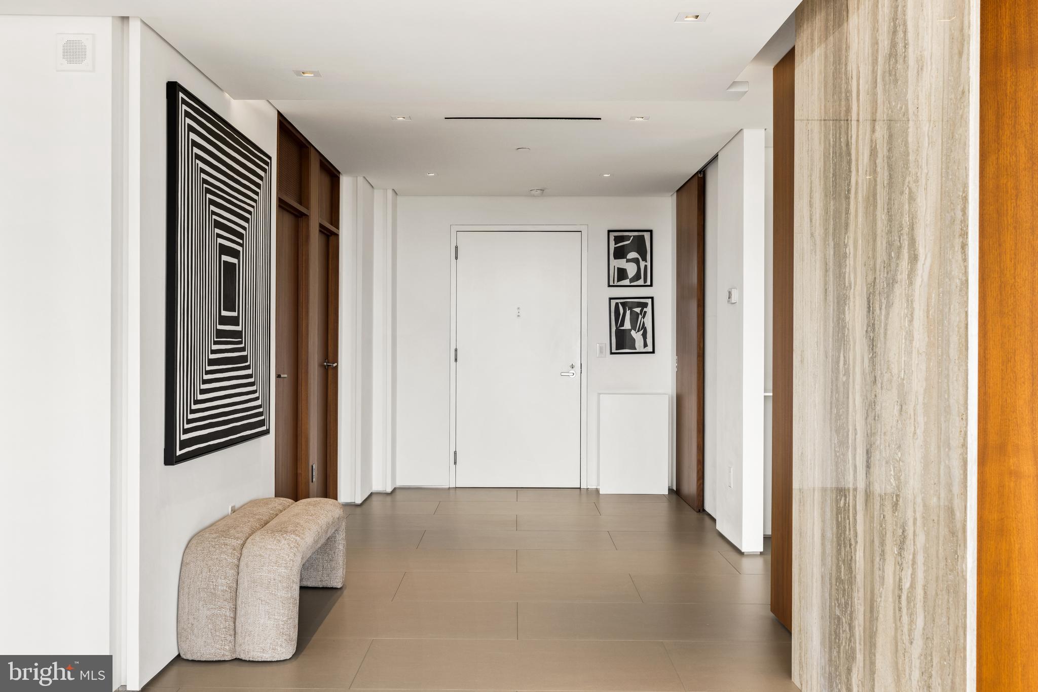 202 W RITTENHOUSE SQUARE 10 2106-2107