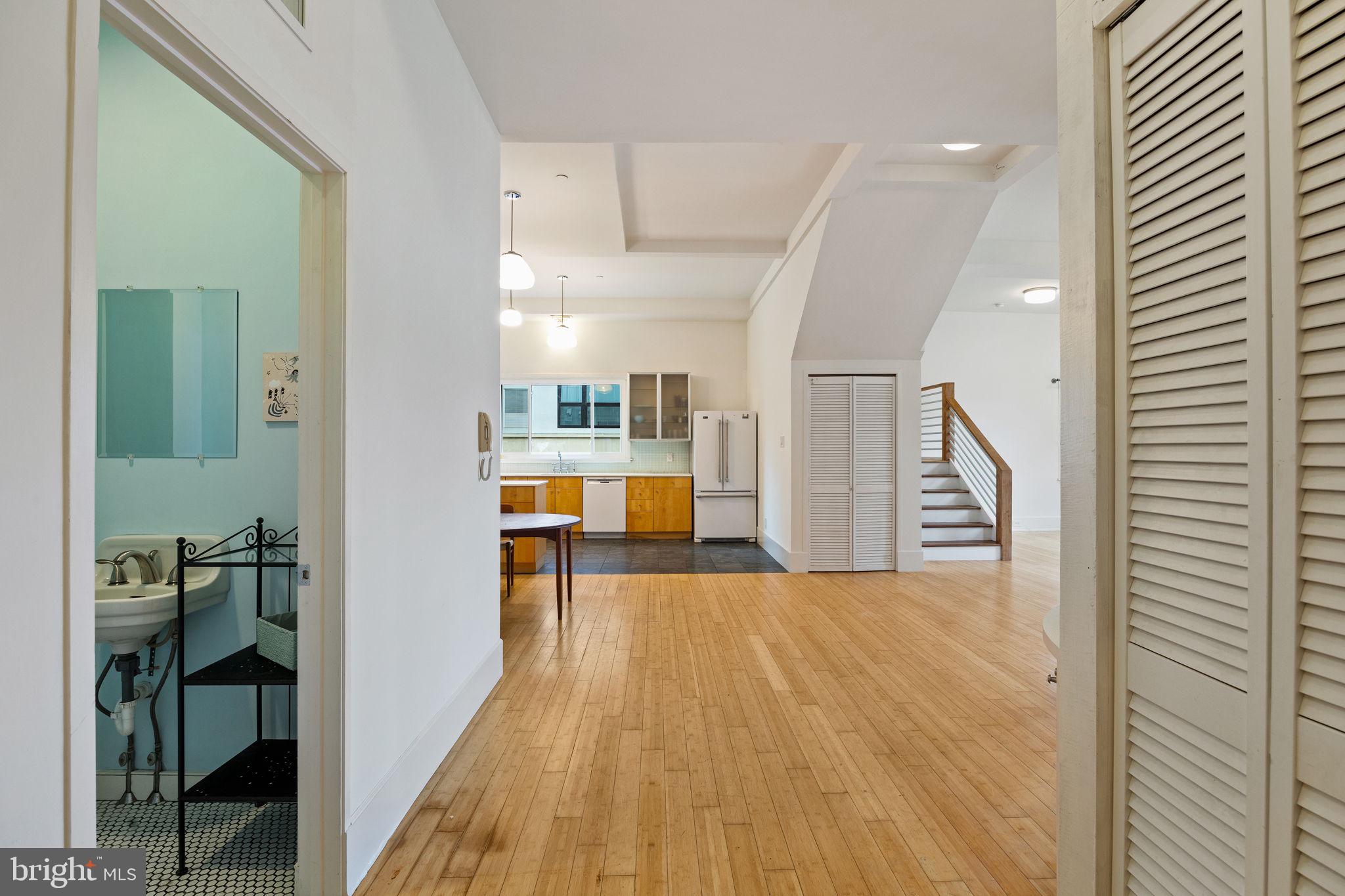 1226 LEOPARD STREET 28 D